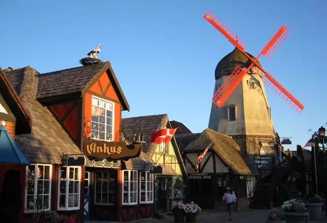 这是一个没有穷人,近乎完美的国家!