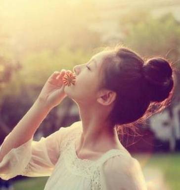 女性例假总推迟是什么原因